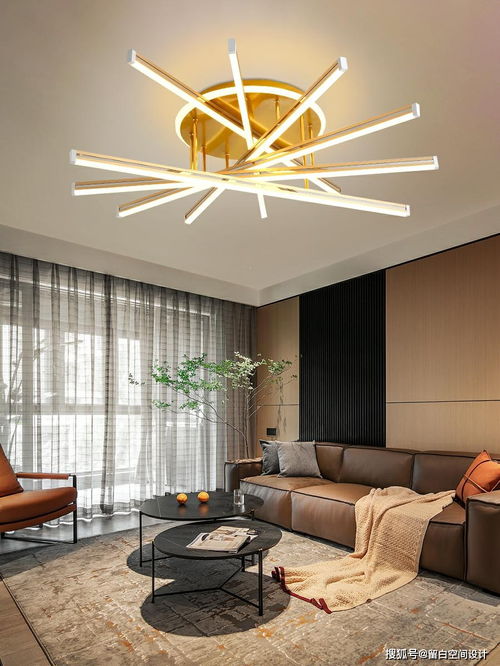 璀璨首饰链 夜晚的温暖之光